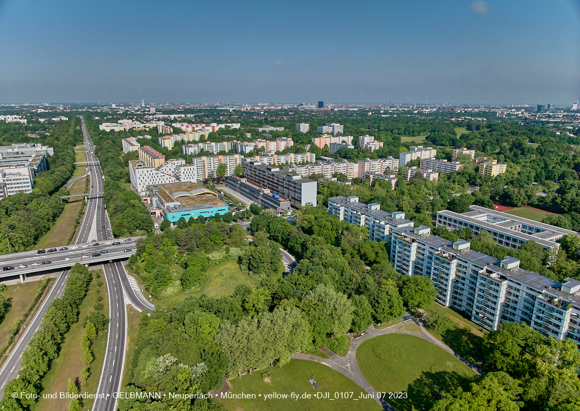 07.06.2023 - Neuperlachs neue Mitte mit PEP, Perlach Plaza, Share, Allianzversicherung und Wohnring